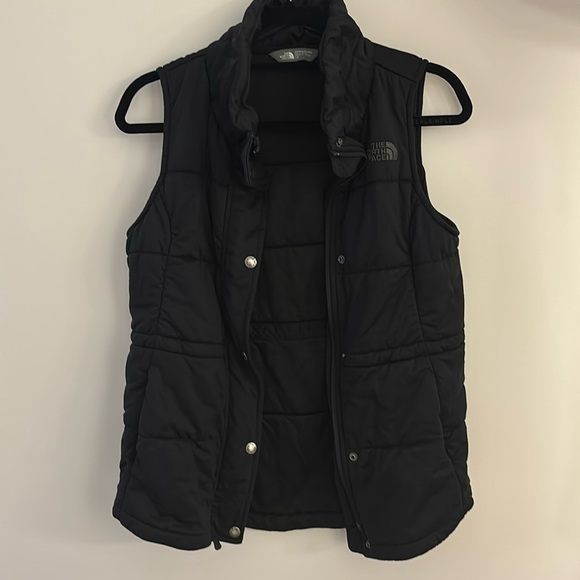The North Face Jackets & Blazers - North Face women’s vest